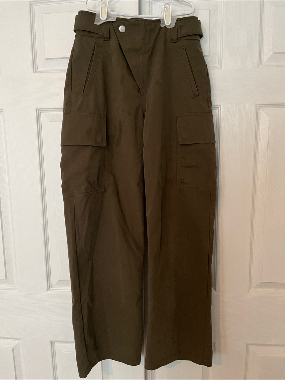 Gap x Victoria Beckham High Rise Cargo Pants Size 4 - Picture 3 of 15